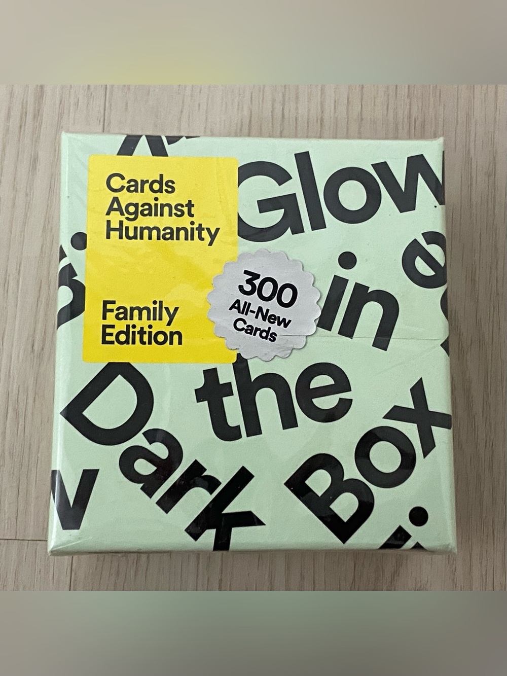 Cards Against Humanity Family Edition Glow in Dark Box 300 Card Expansion New